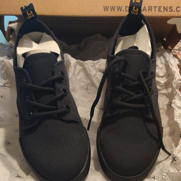 santanita dr martens
